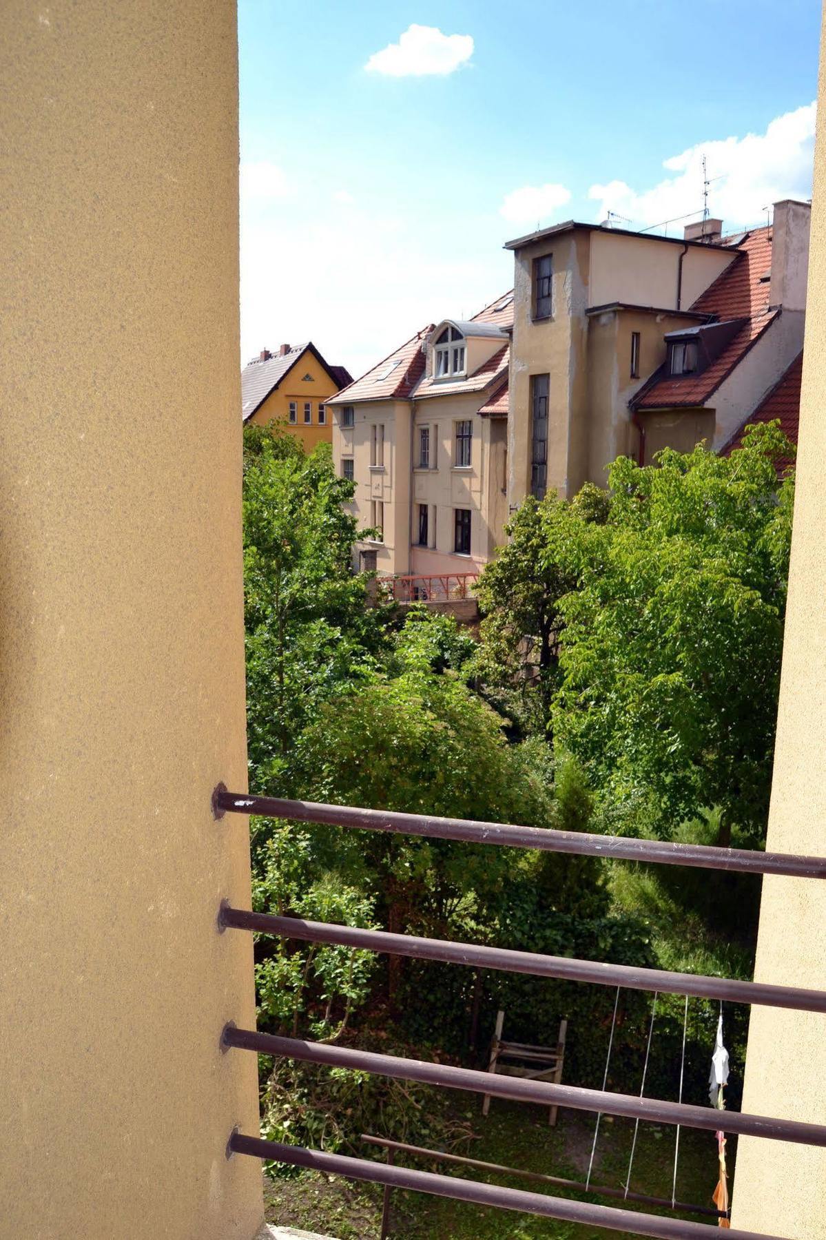 Jezerka Apartments Praag Buitenkant foto